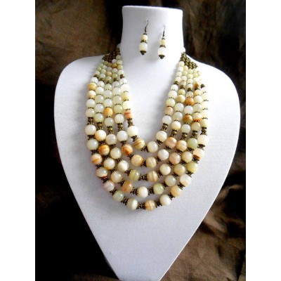 Necklace and earrings of white onyx natural gemstone 5 threads