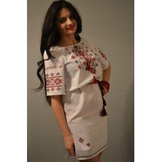 Embroidered dress "Precious Moments"