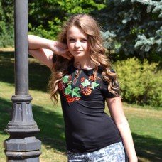Embroidered t-shirt "Viburnum"