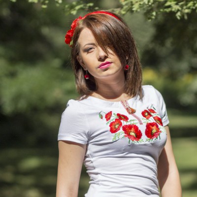 Embroidered t-shirt "Poppy Big"