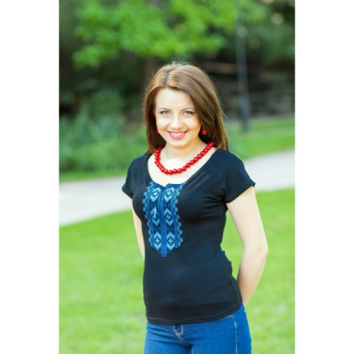 Embroidered t-shirt "Gutsul Ornament Blue"