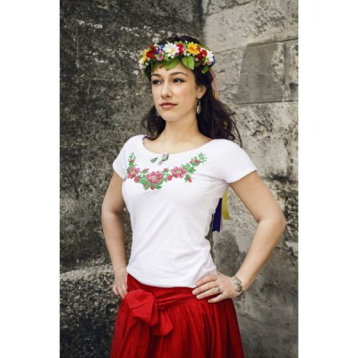 Embroidered t-shirt "Wreath of Dunay"