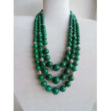 Necklace Namysto of pressed colored corals green 3 threads
