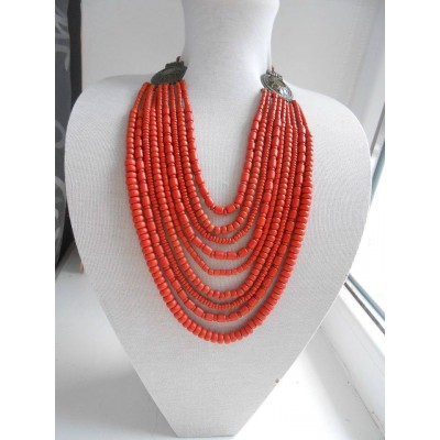 Necklace Korali of ceramic beads red 9 threads