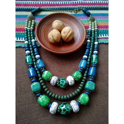 Necklace Korali of ceramic beads turquoise/green 3 threads