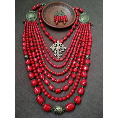 Necklace Namysto and earrings of real different size corals 7+1 threads and bronze cross