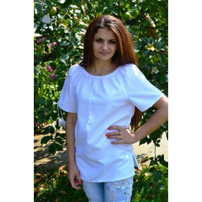 Embroidered blouse "Pure Beauty"