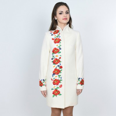 Embroidered coat "Winter Dreams" white