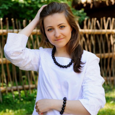 Wooden Necklace + Bracelet + Earrings Black