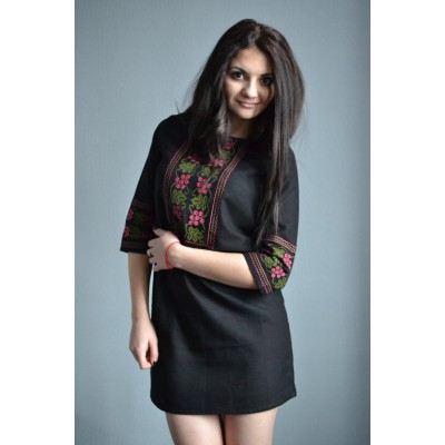 Embroidered dress "Grapes"